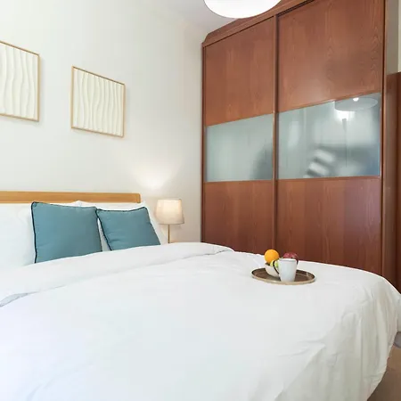 Mainavenue Living Savoir Lägenhet