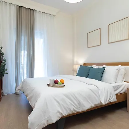 Mainavenue Living Savoir * Thessaloniki