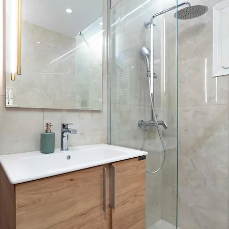 Mainavenue Living Savoir * Thessaloniki